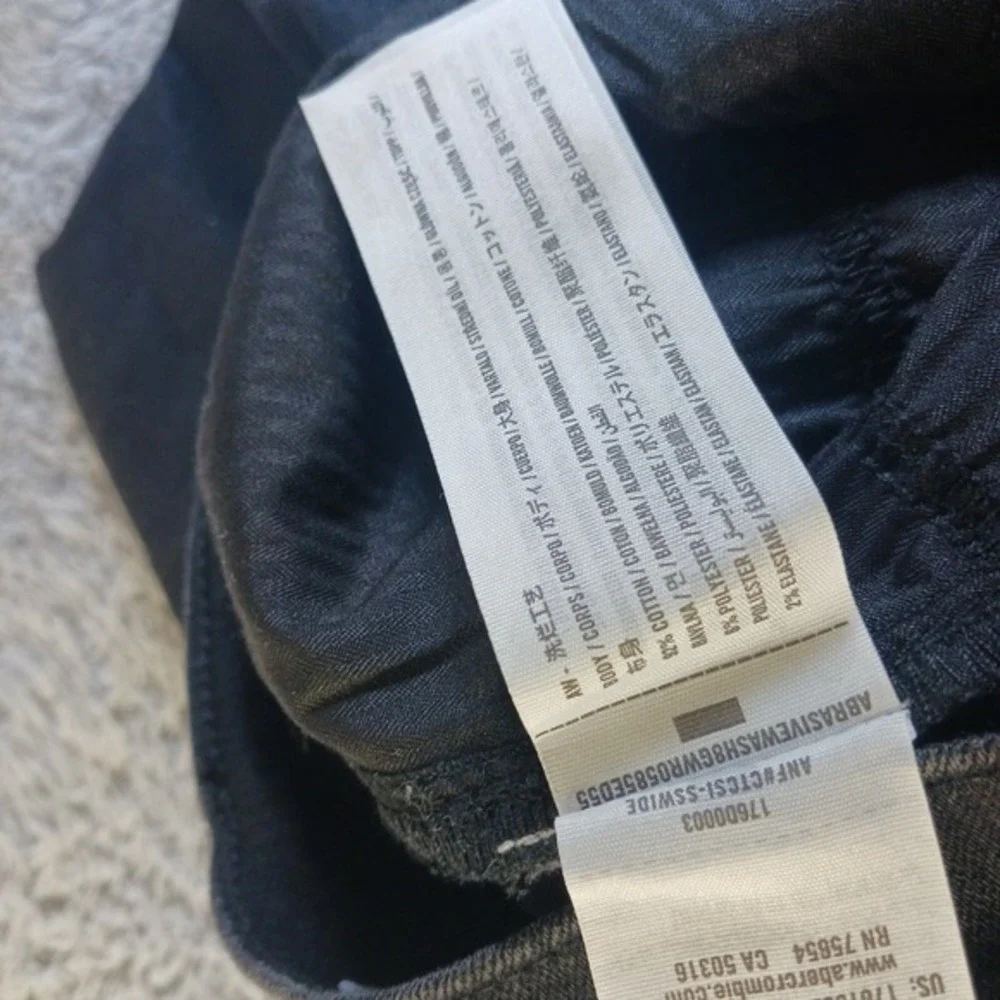 Abercrombie & Fitch Athletic Stretch Skinny Straight Jeans‎ 32x32 Normcore